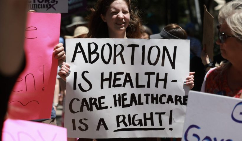 Florida Doctor 6-Week Abortion Ban is Jeopardizing Healthcare's Future (1)