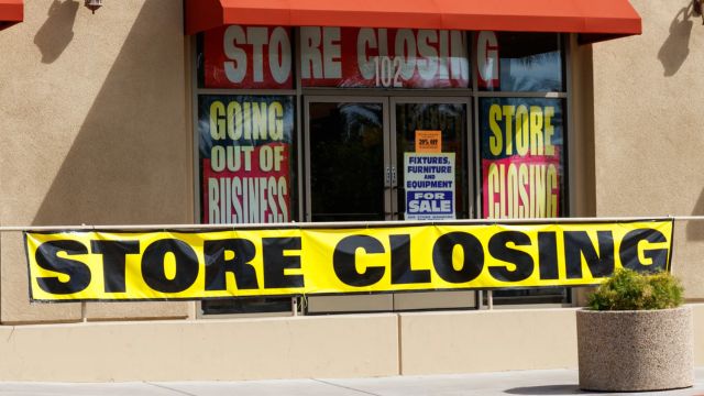 Unexpected Closure Are Here Clothing Store Shuts Down All Locations In America