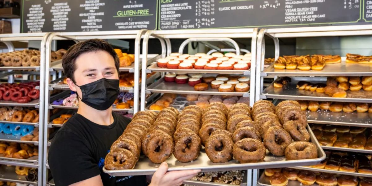 Orange County Donut Shop Crowned Best in California by Yelp