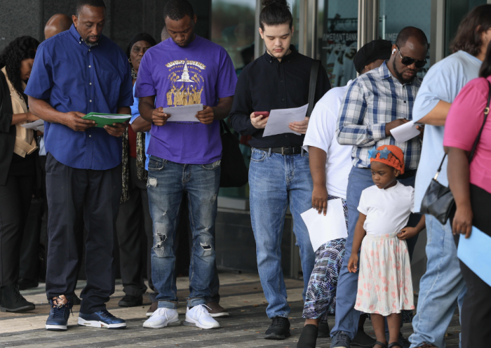 U.S. Unemployment Filings Rise to 241,000 in Unexpected Labor Market Shift